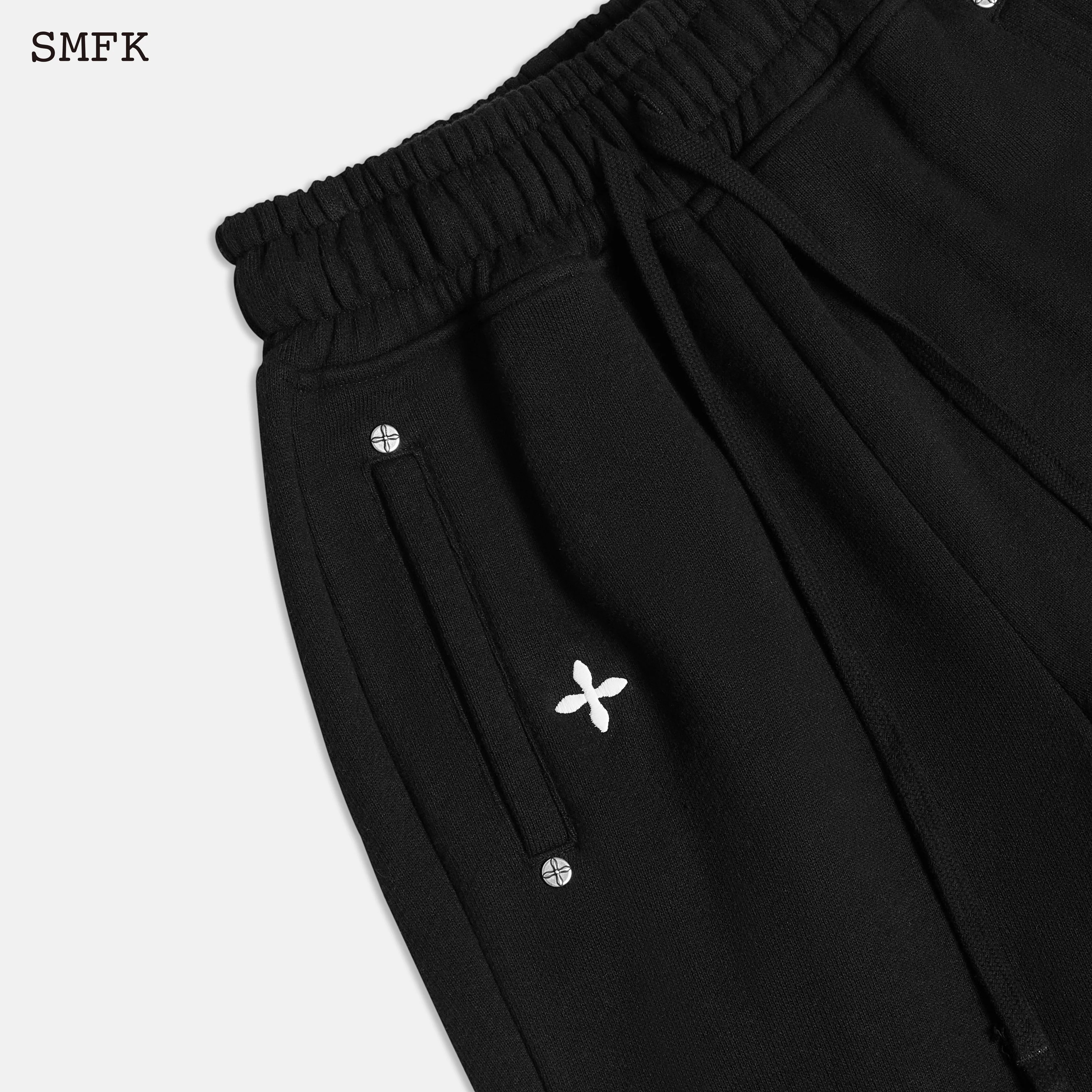 Compass Cross Biker Leggings - Image 6
