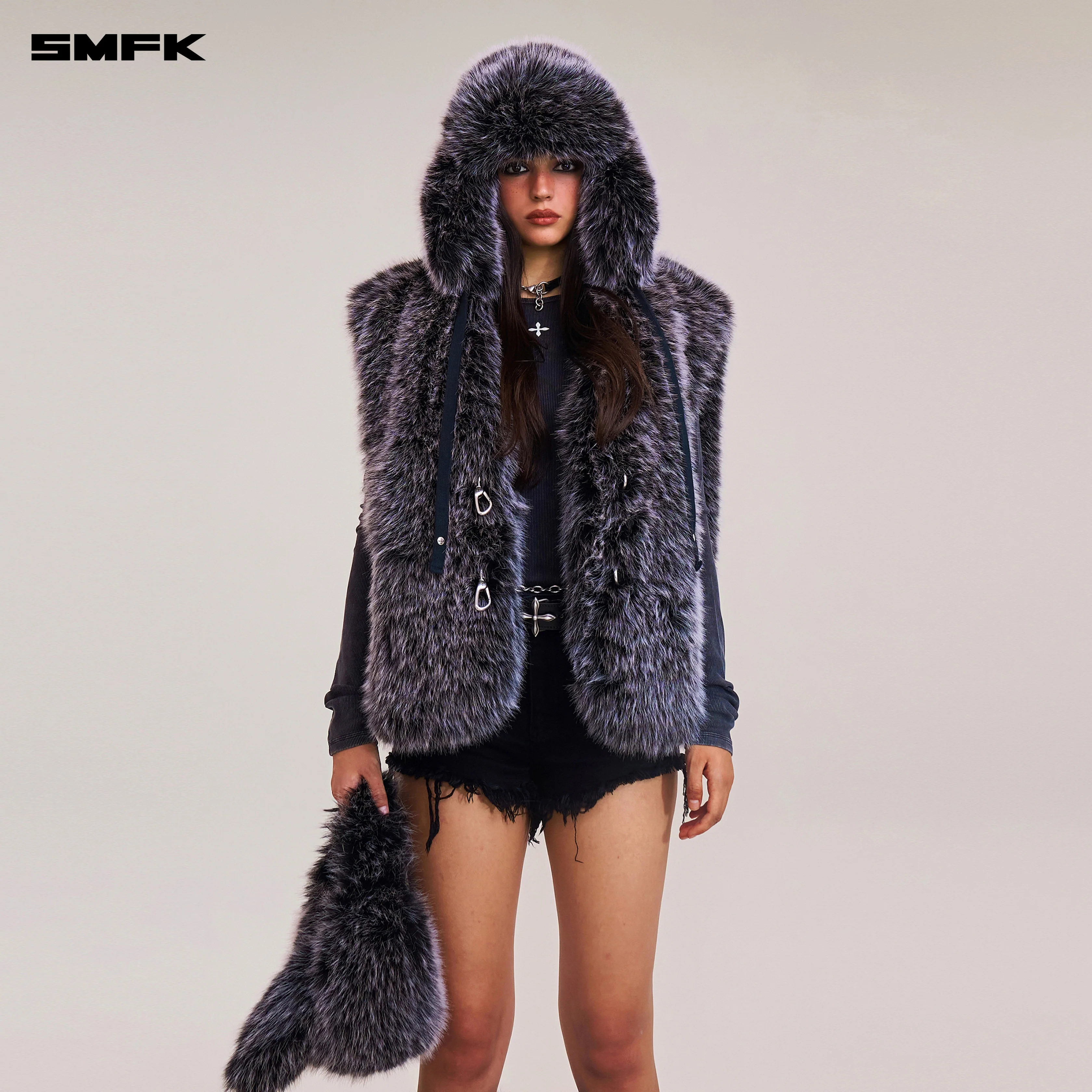 COMPASS MODE FURRY HUGE TANK SILVER FOX