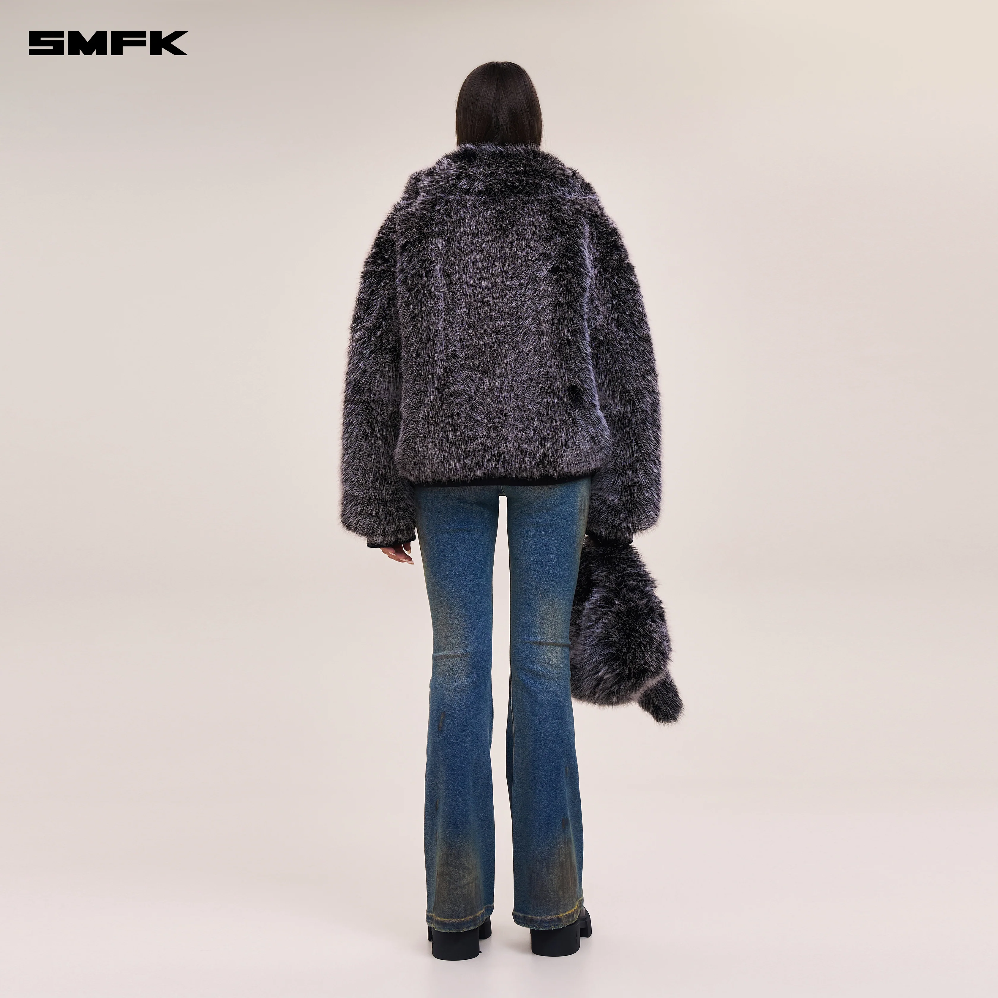 COMPASS MODE WASTELAND ARENA FURRY JACKET SILVER FOX - Image 3