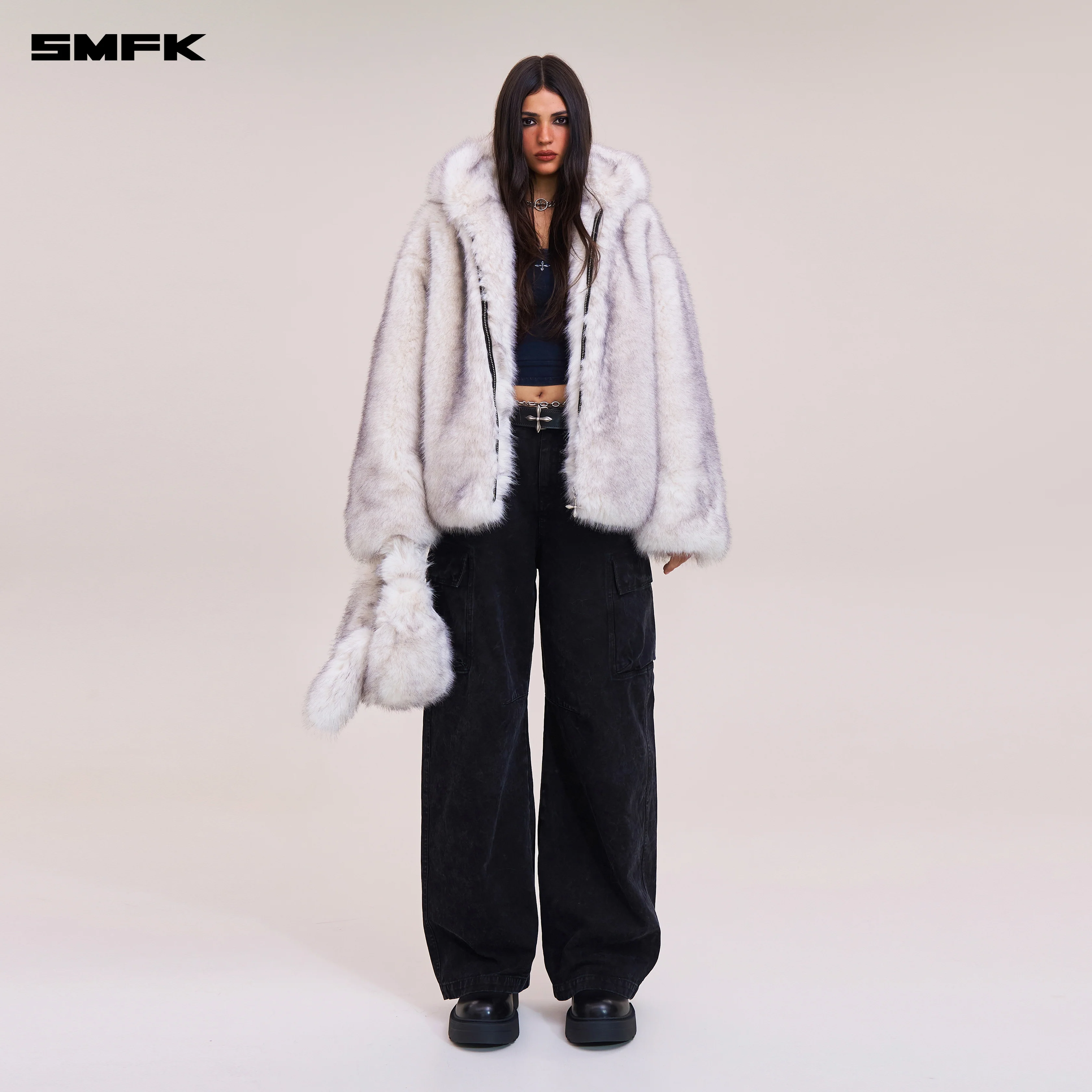 COMPASS MODE WASTELAND FURRY LOOSE HOODIE ARCTIC FOX WHITE - Image 2