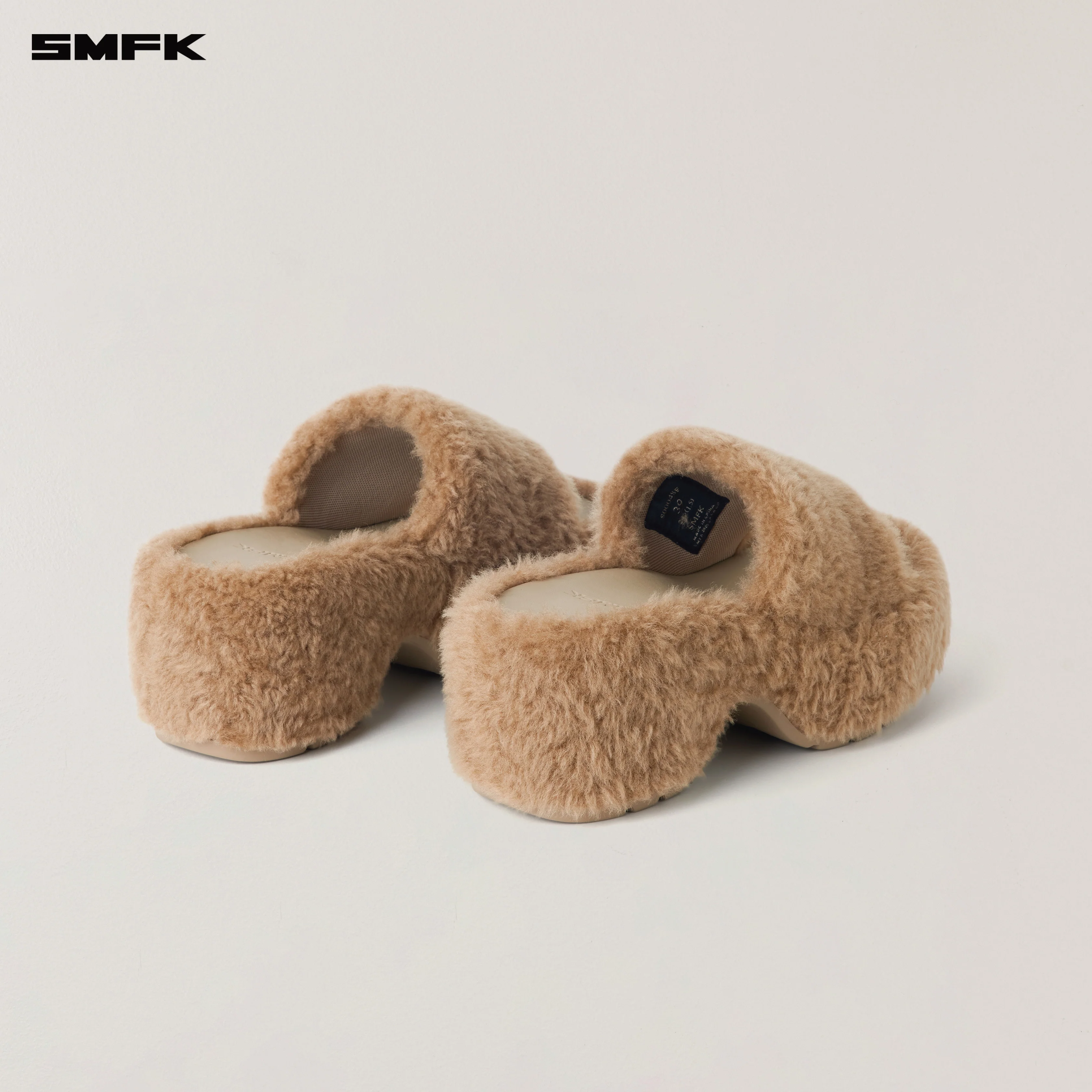 COMPASS MODE WOOL SHEARLING UNITY SLIPPER/HIGH SAND - Image 6