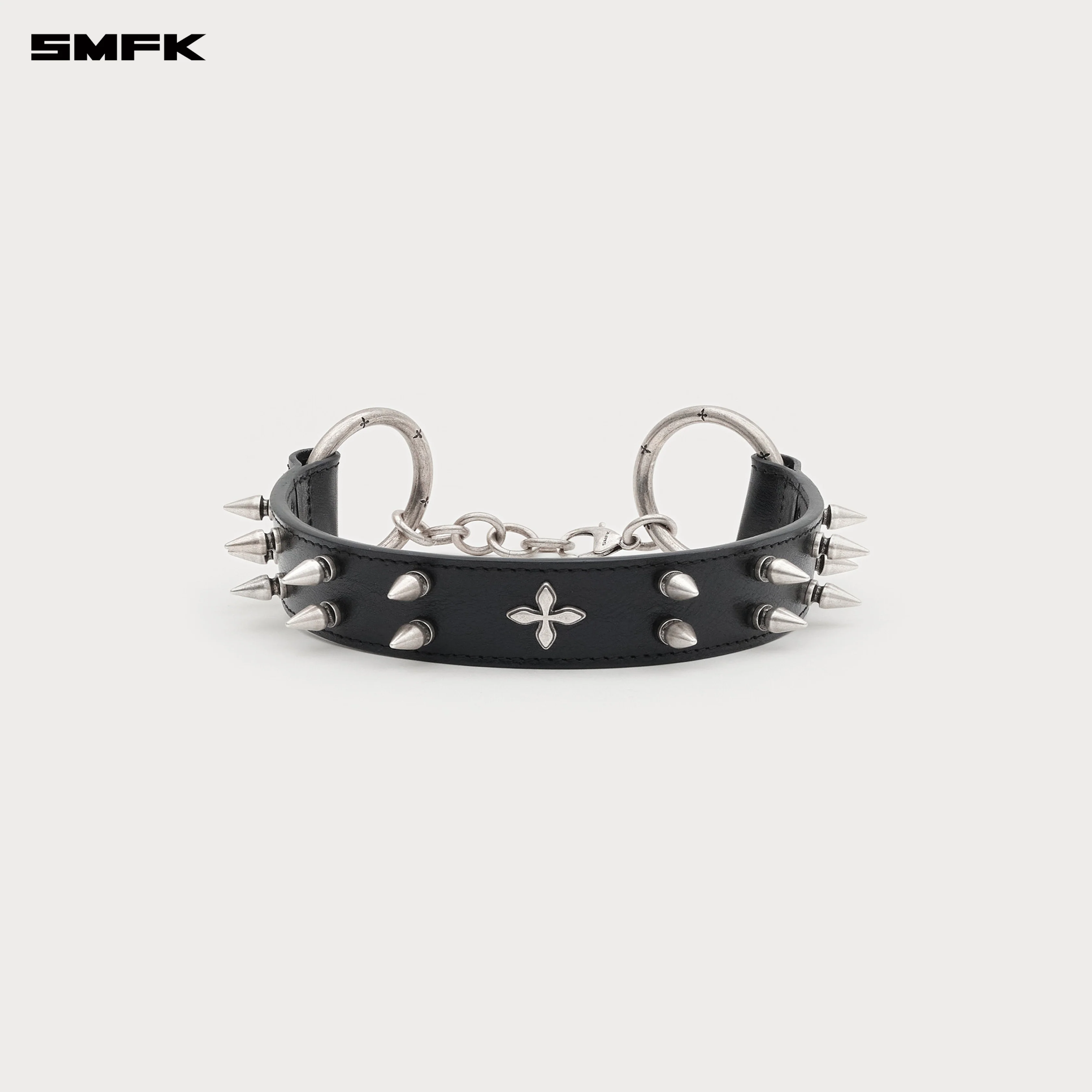 COMPASS RIVET Leather Wolf-Spine Choker Black