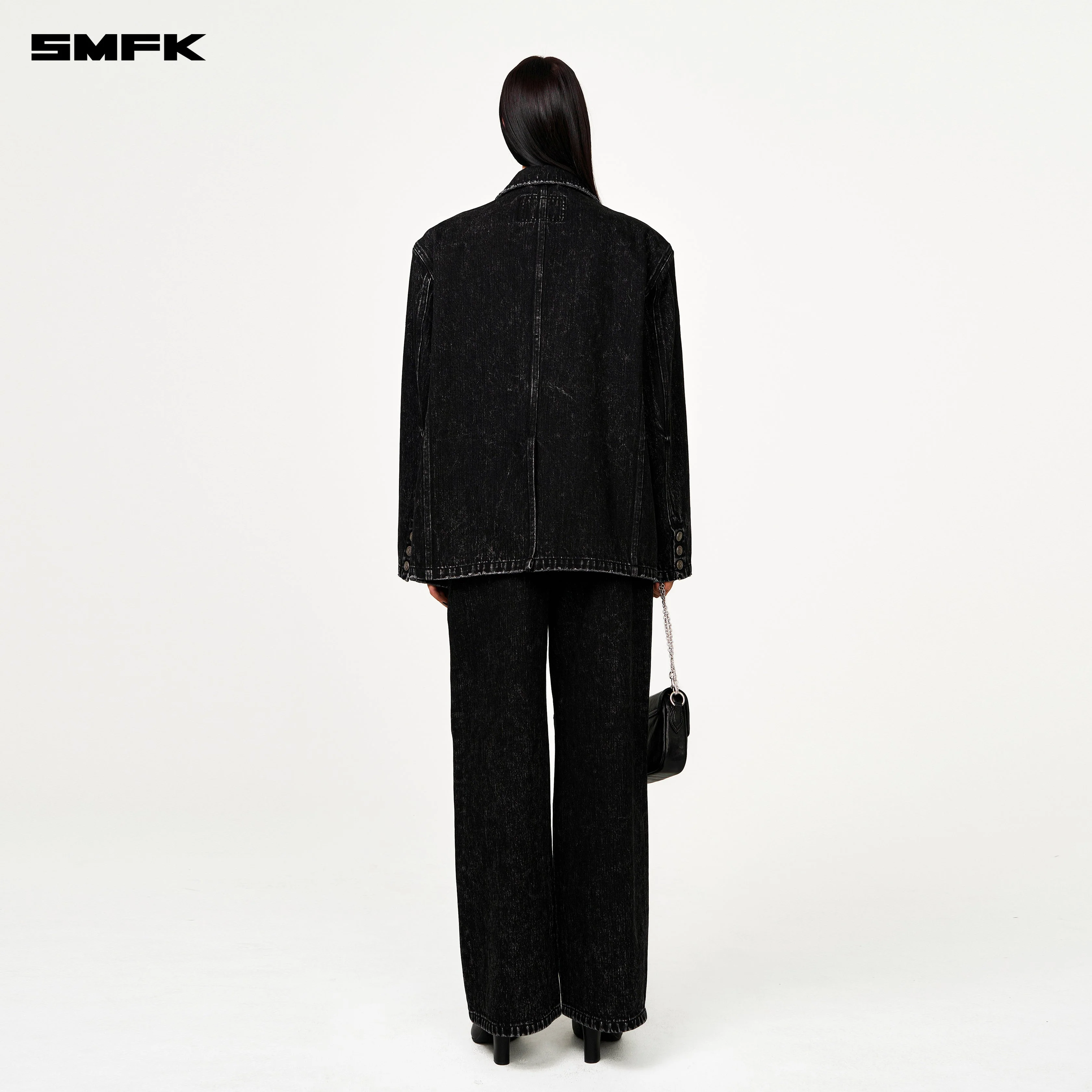 Compass Tarpan Oversize Suit Black - Image 3