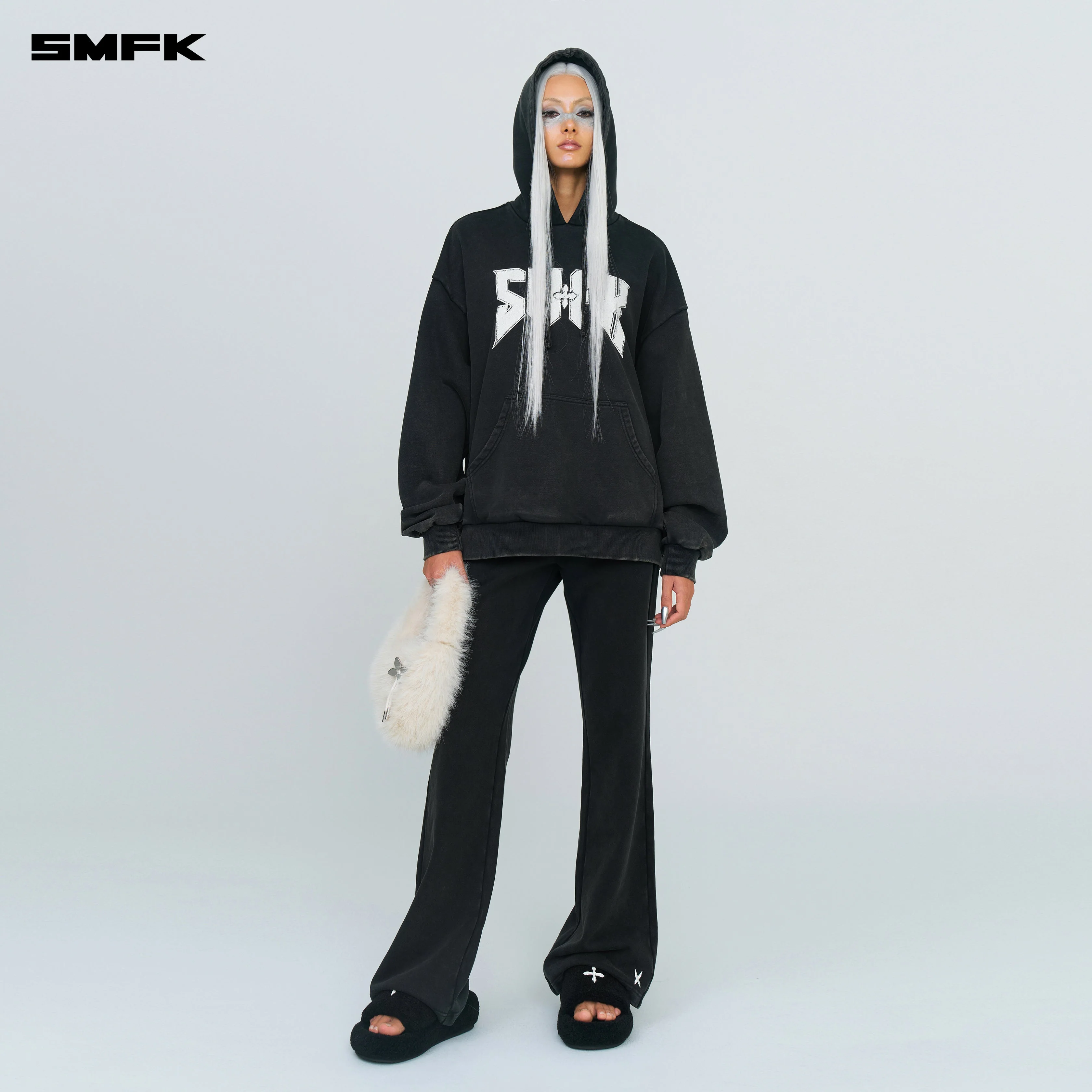 FUTURE Classic Flared Sweatpants In Black - Image 3