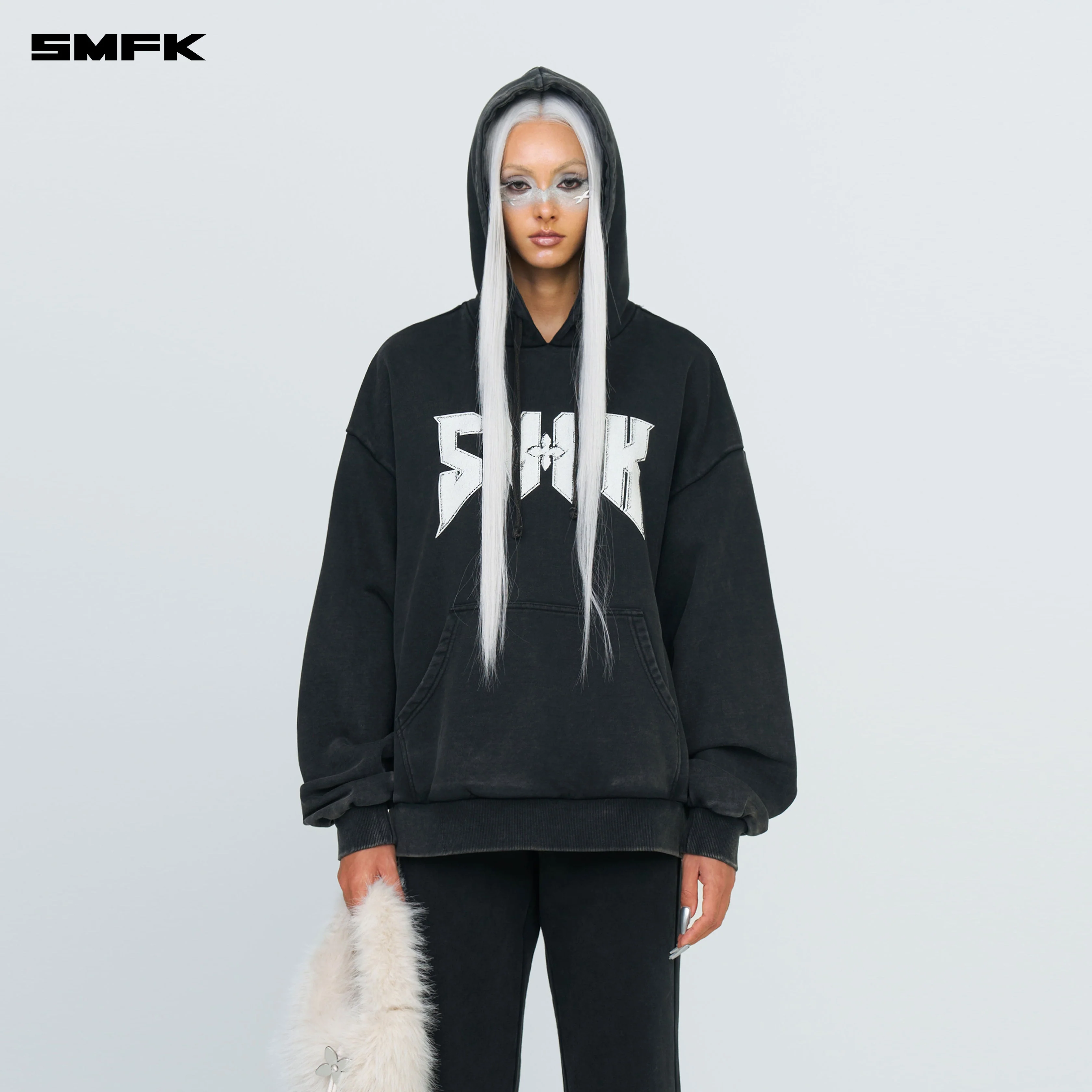 FUTURE Classic Flared Sweatpants In Black - Image 4
