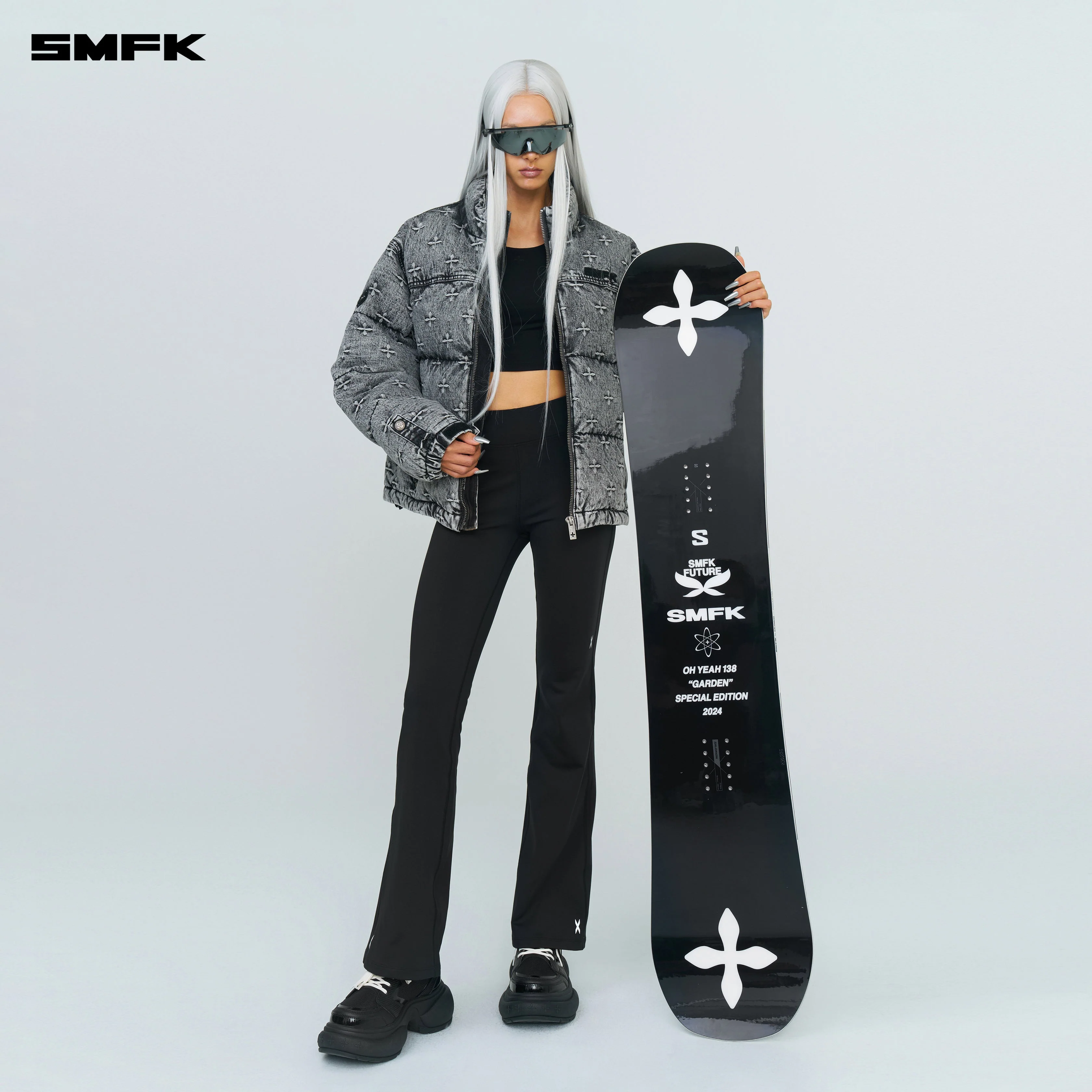 FUTURE X-Heat Shaping Flared Pants Black - Image 5