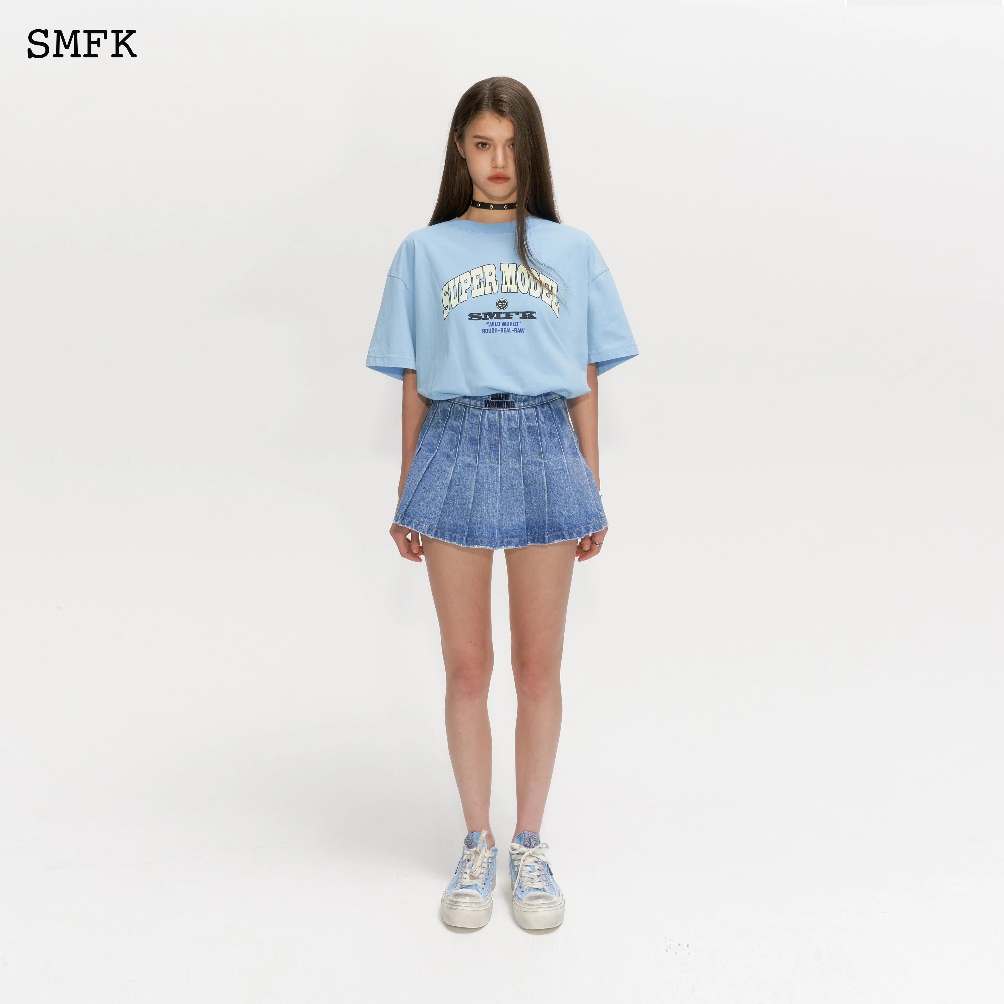 Oversized Super Model Blue T-shirt - Image 2