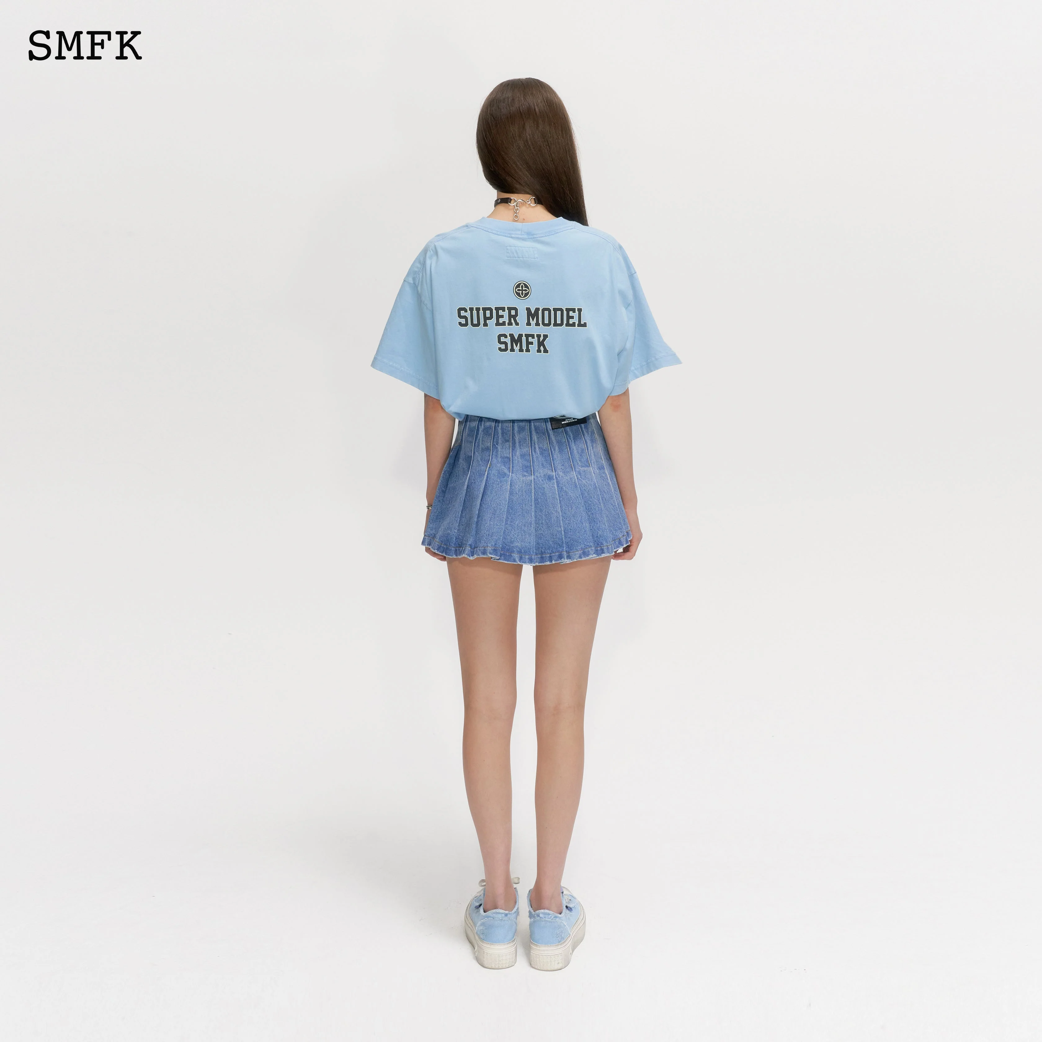 Oversized Super Model Blue T-shirt - Image 3