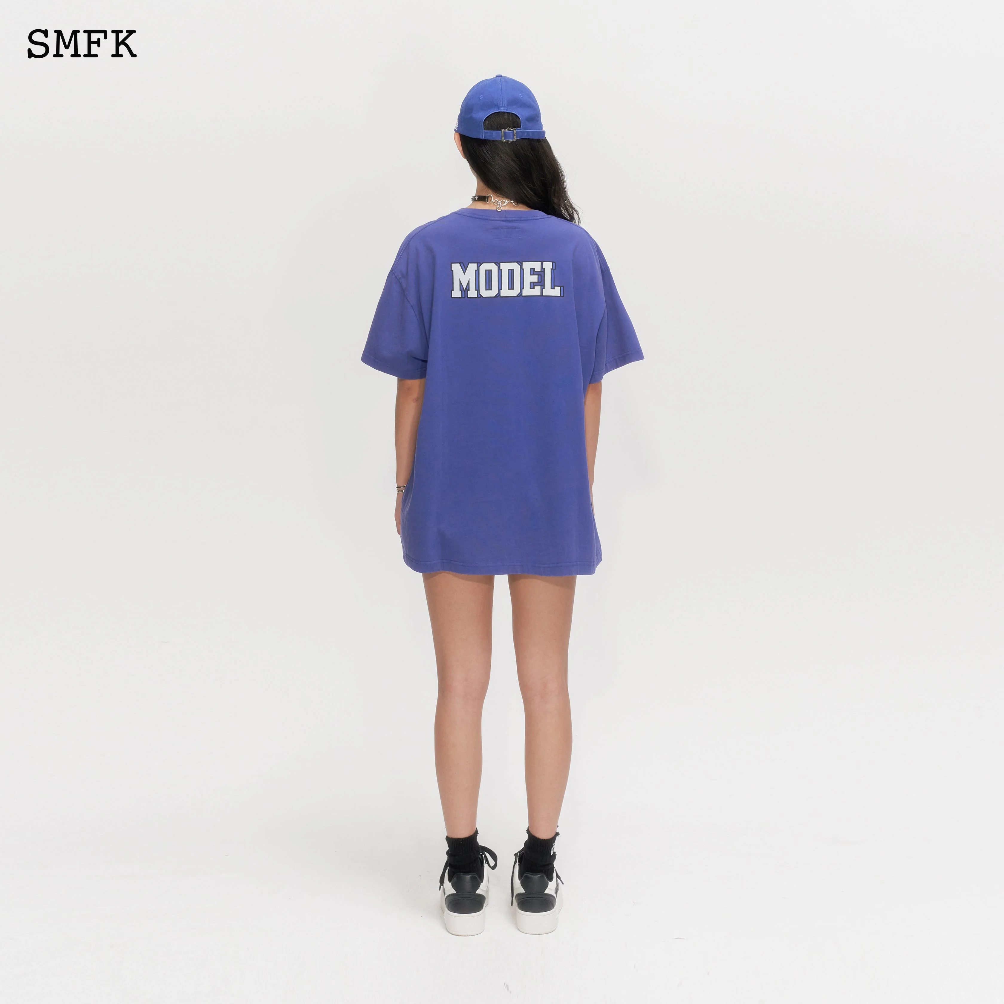 Oversized Super Model Navy T-shirt - Image 3