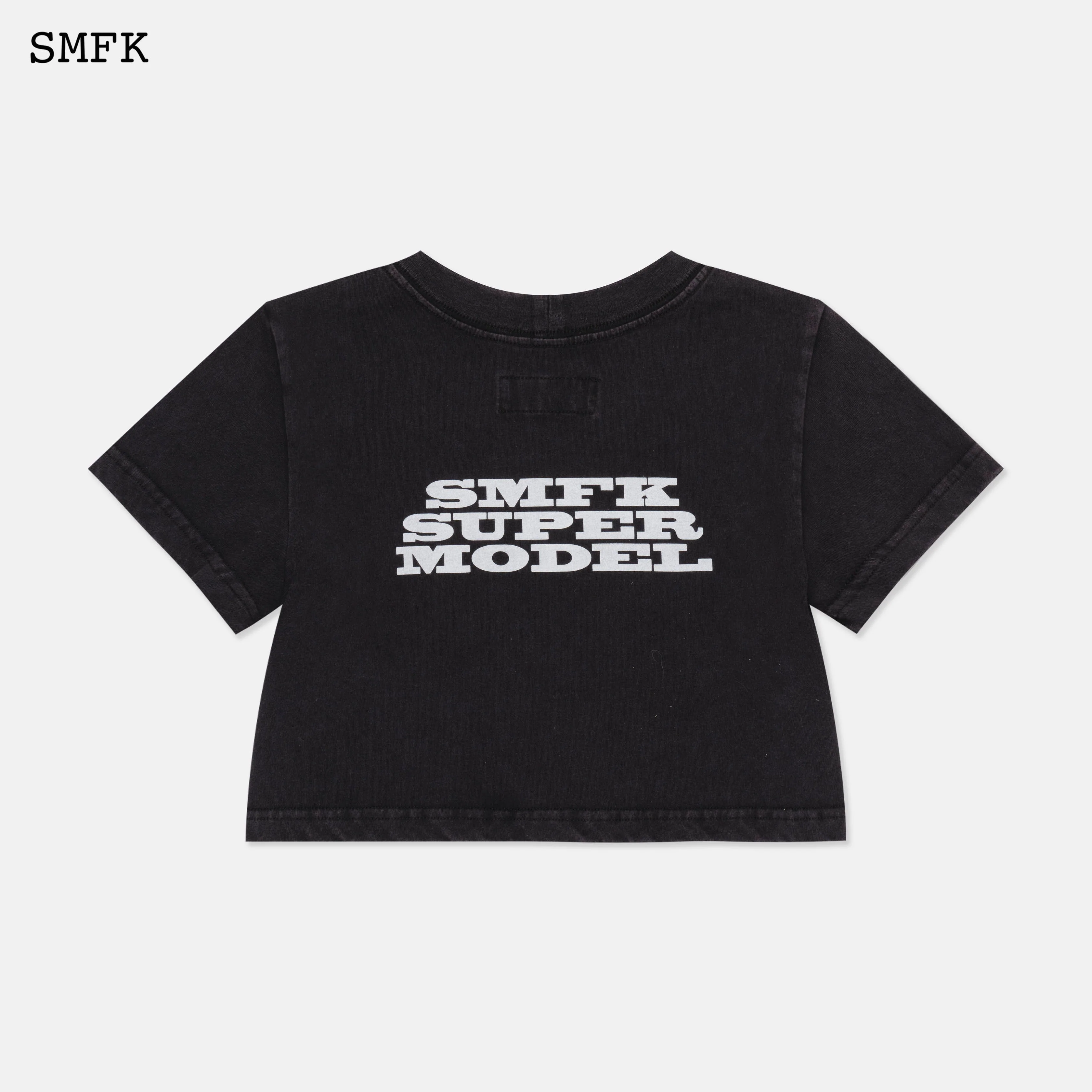 Model Black Short T-shirt - Image 5