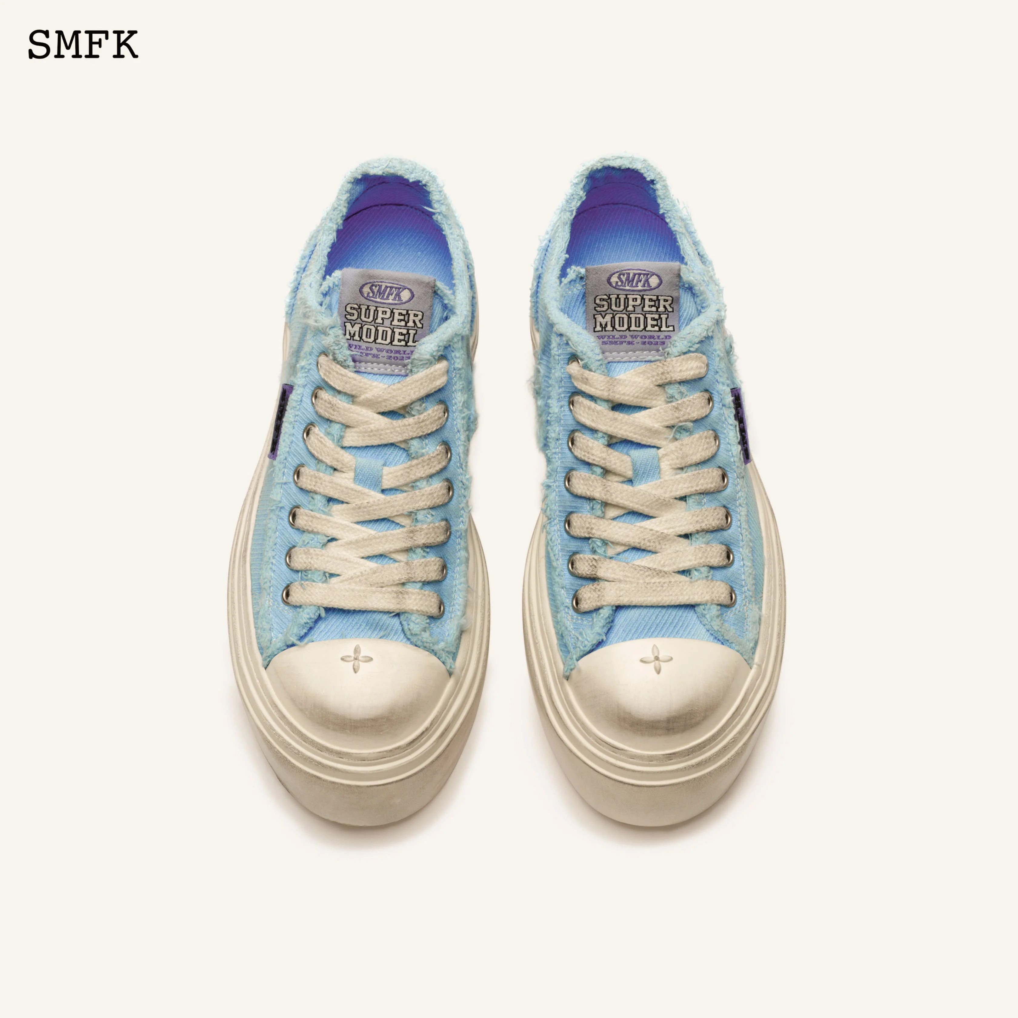 Super Model Retro Blue Skaters - Image 7