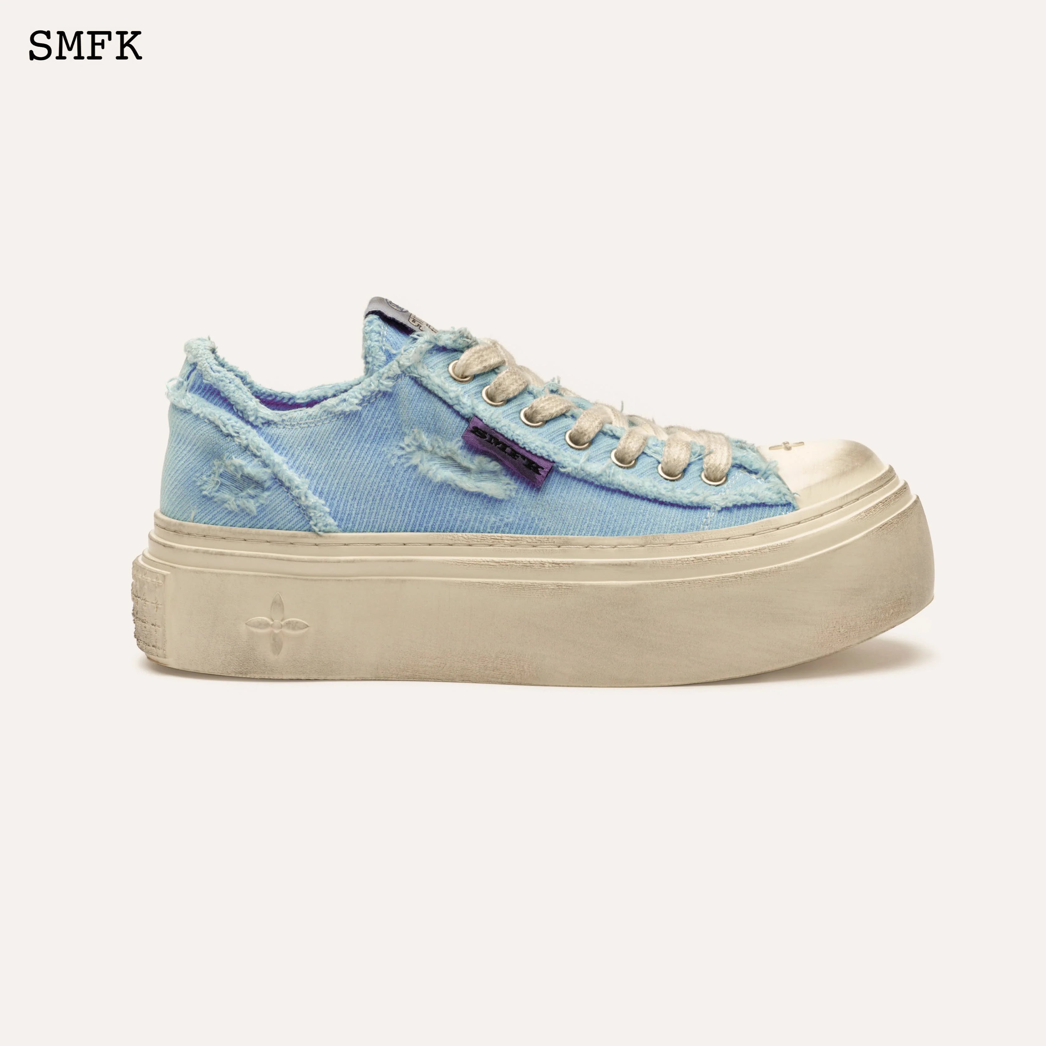 Super Model Retro Blue Skaters - Image 9