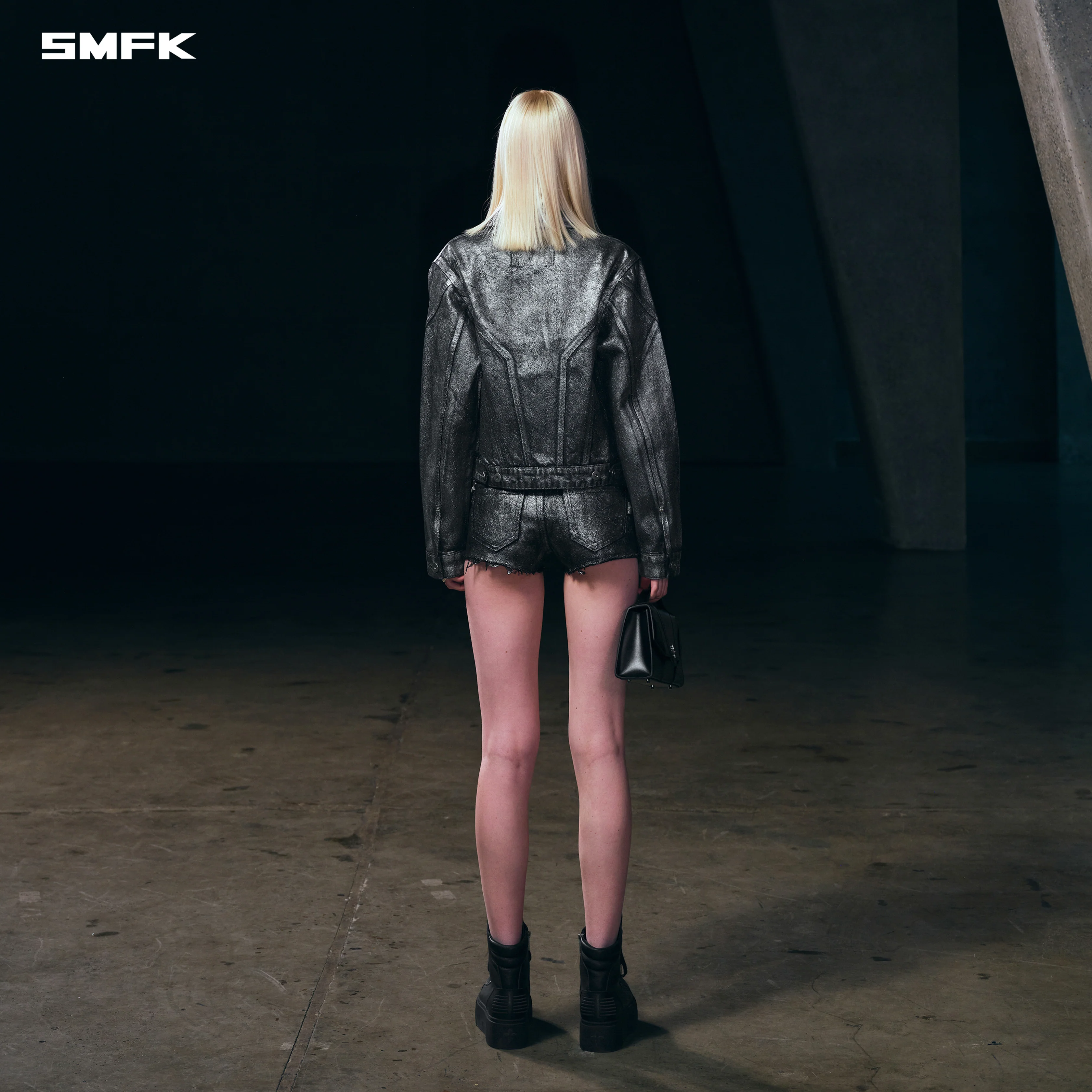 WILD MIRAGE LOW-WASIT DENIM SHORTS/E-COTTON SILVER NEBULA - Image 3